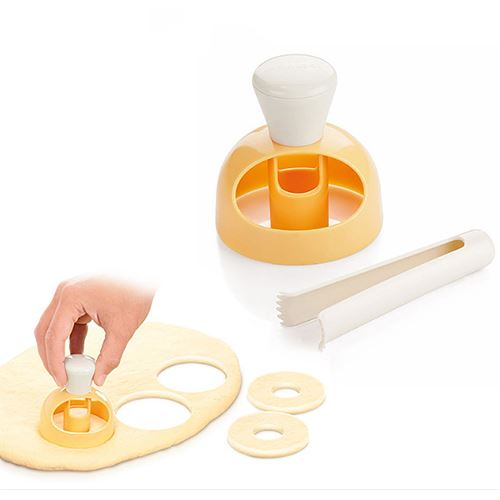 donut cutter